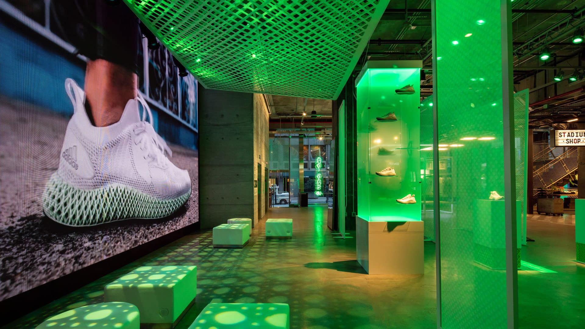 mechanisch voorzien orgaan A Designer's Look Inside adidas's NYC Flagship Store | Moss